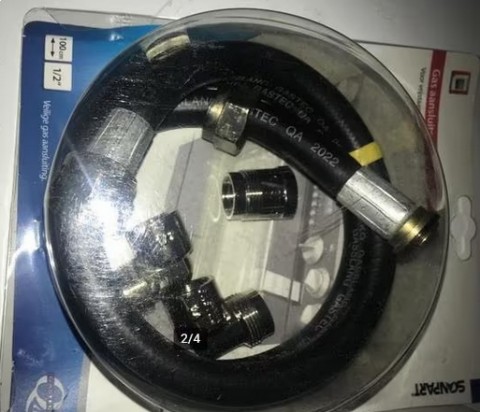 Gasaansluiting kabel met 3stukjes 
